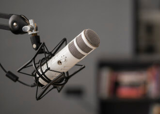 imagem de um microfone de rádio.