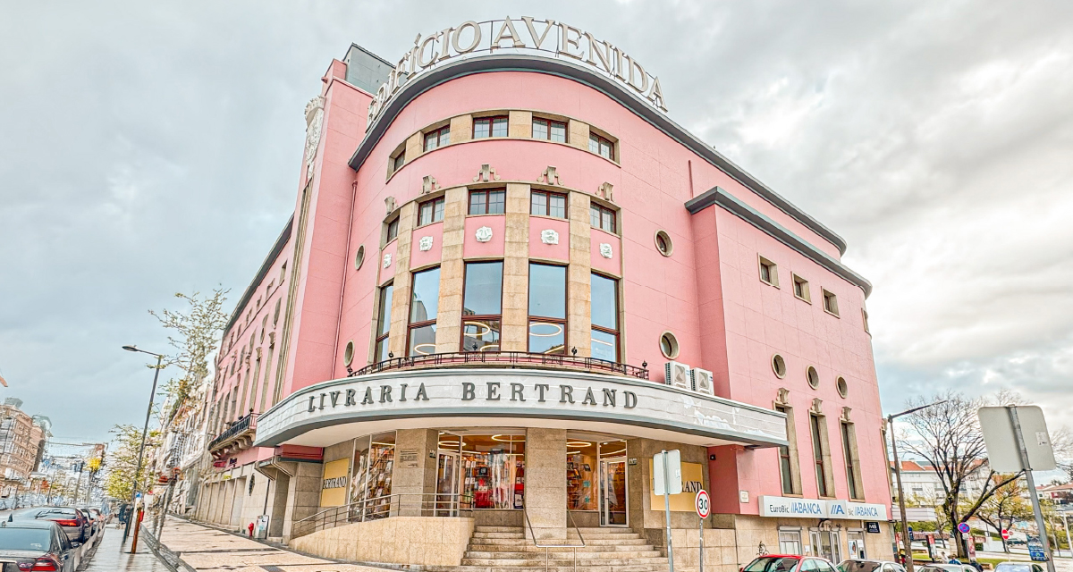 Edifício Avenida, livraria Bertrand Aveiro
