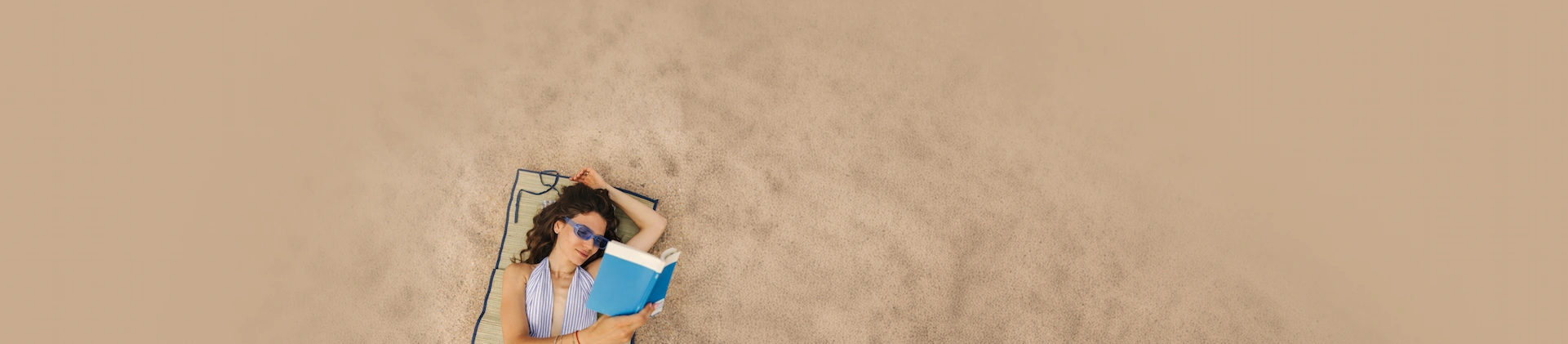 20% a 50% todos os livros, ebooks e audiolivros. 10%novidades.